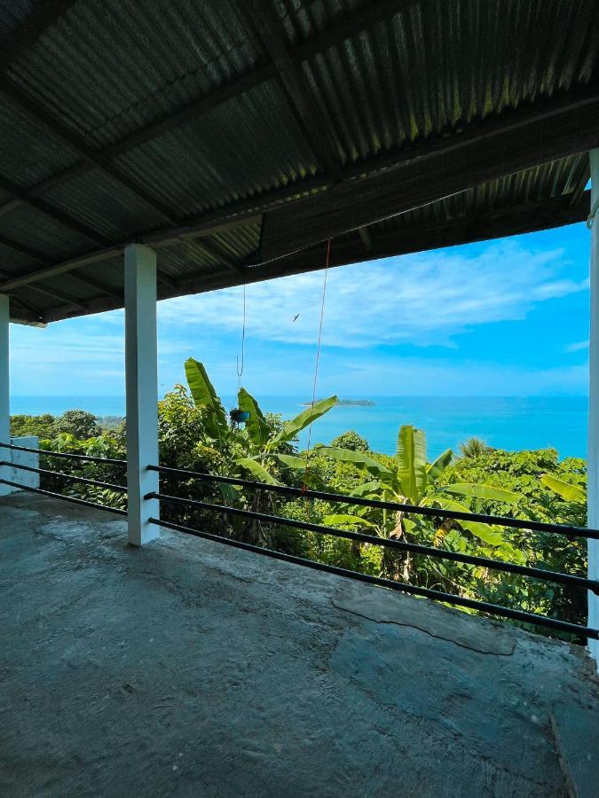 The View Padang, Amazing View, 8 Mins Mentawai Fast Ferry, Cold Beer,Close To Restaurants Extérieur photo