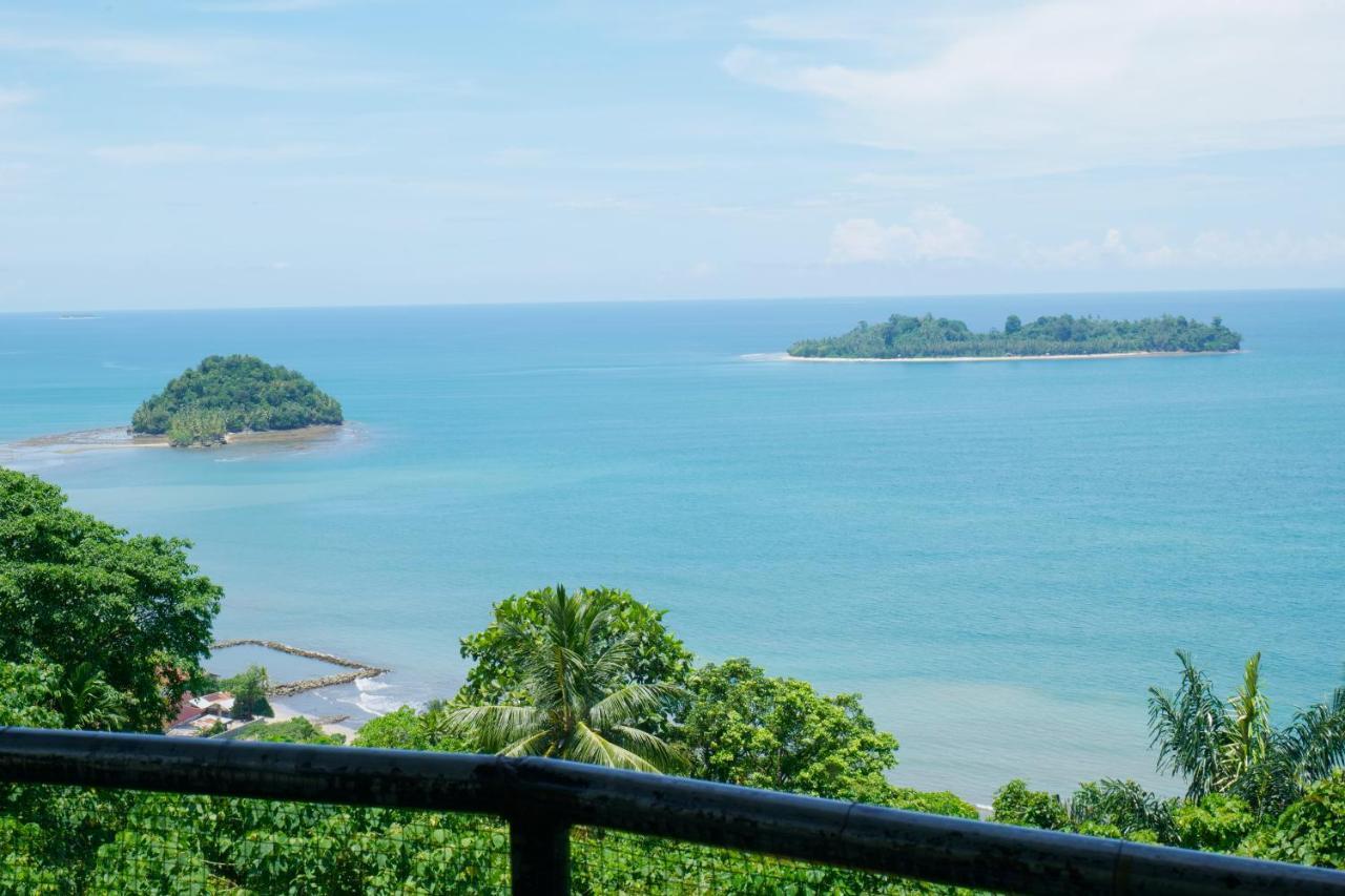 The View Padang, Amazing View, 8 Mins Mentawai Fast Ferry, Cold Beer,Close To Restaurants Padang (Sumatra) Extérieur photo