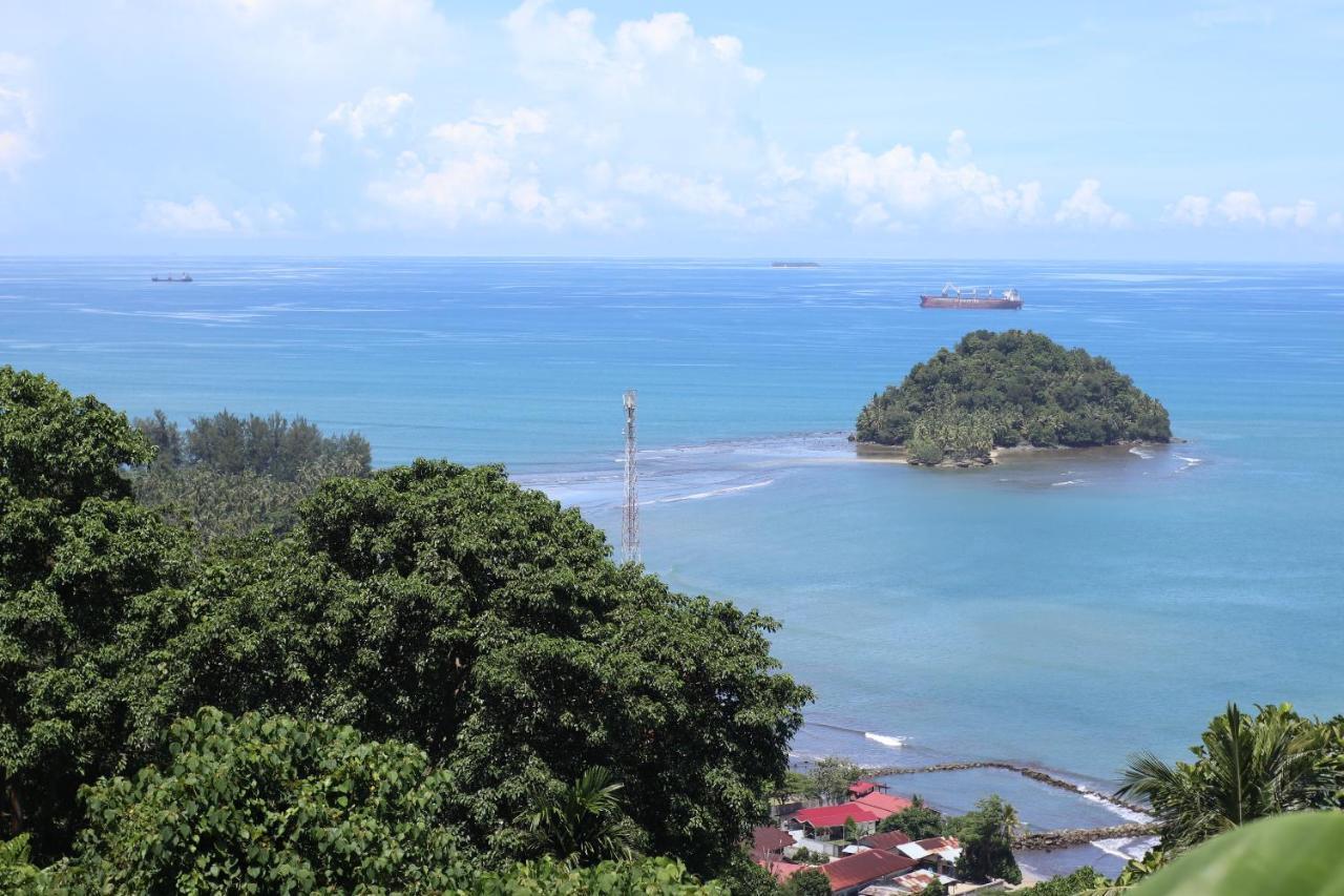 The View Padang, Amazing View, 8 Mins Mentawai Fast Ferry, Cold Beer,Close To Restaurants Padang (Sumatra) Extérieur photo