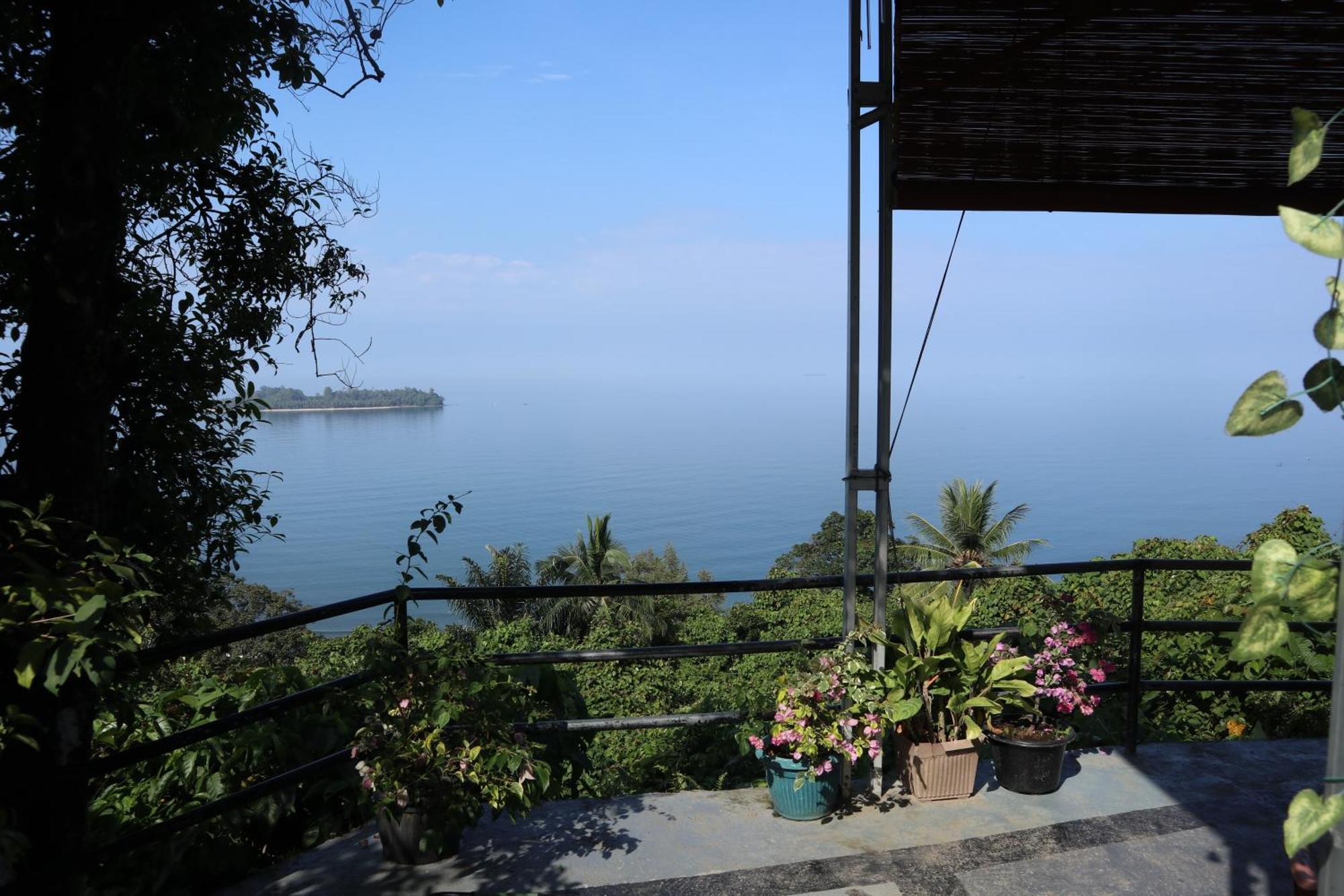 The View Padang, Amazing View, 8 Mins Mentawai Fast Ferry, Cold Beer,Close To Restaurants Padang (Sumatra) Extérieur photo